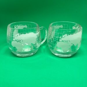 VINTAGE 1970s GLASS MUGS by Nestle Co. Inc. Clear